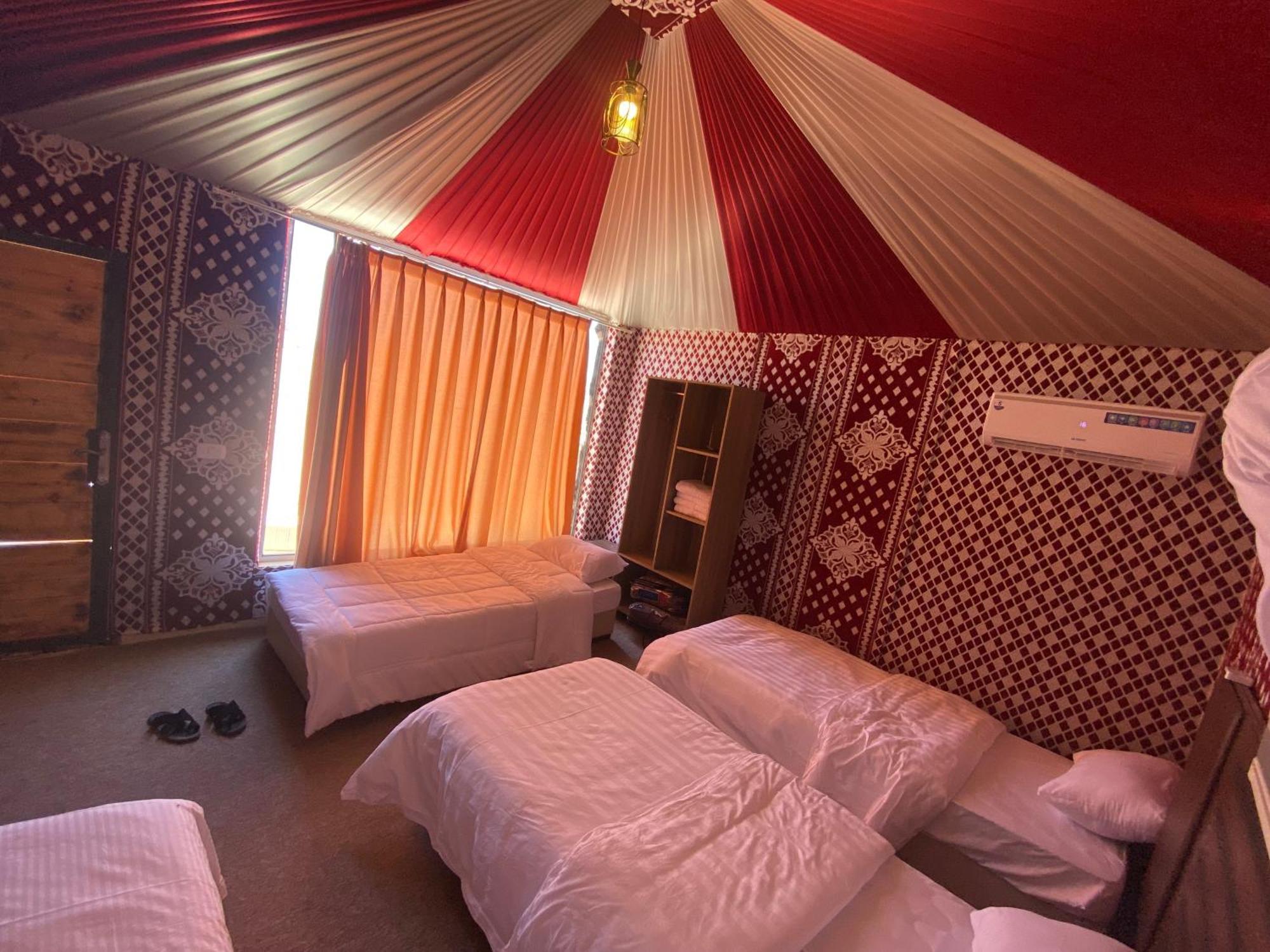 Wadi Rum Bedouin Style Camp Hotel Luaran gambar