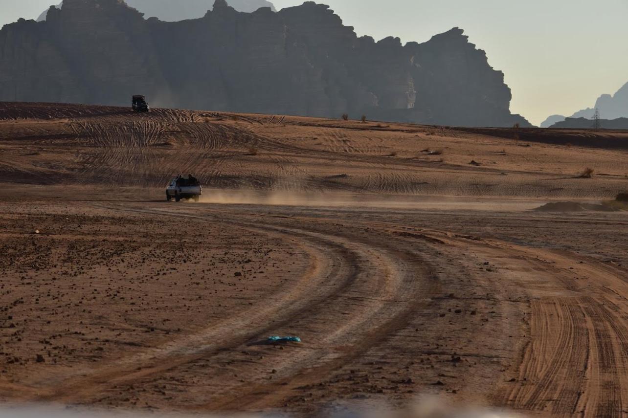 Wadi Rum Bedouin Style Camp Hotel Luaran gambar