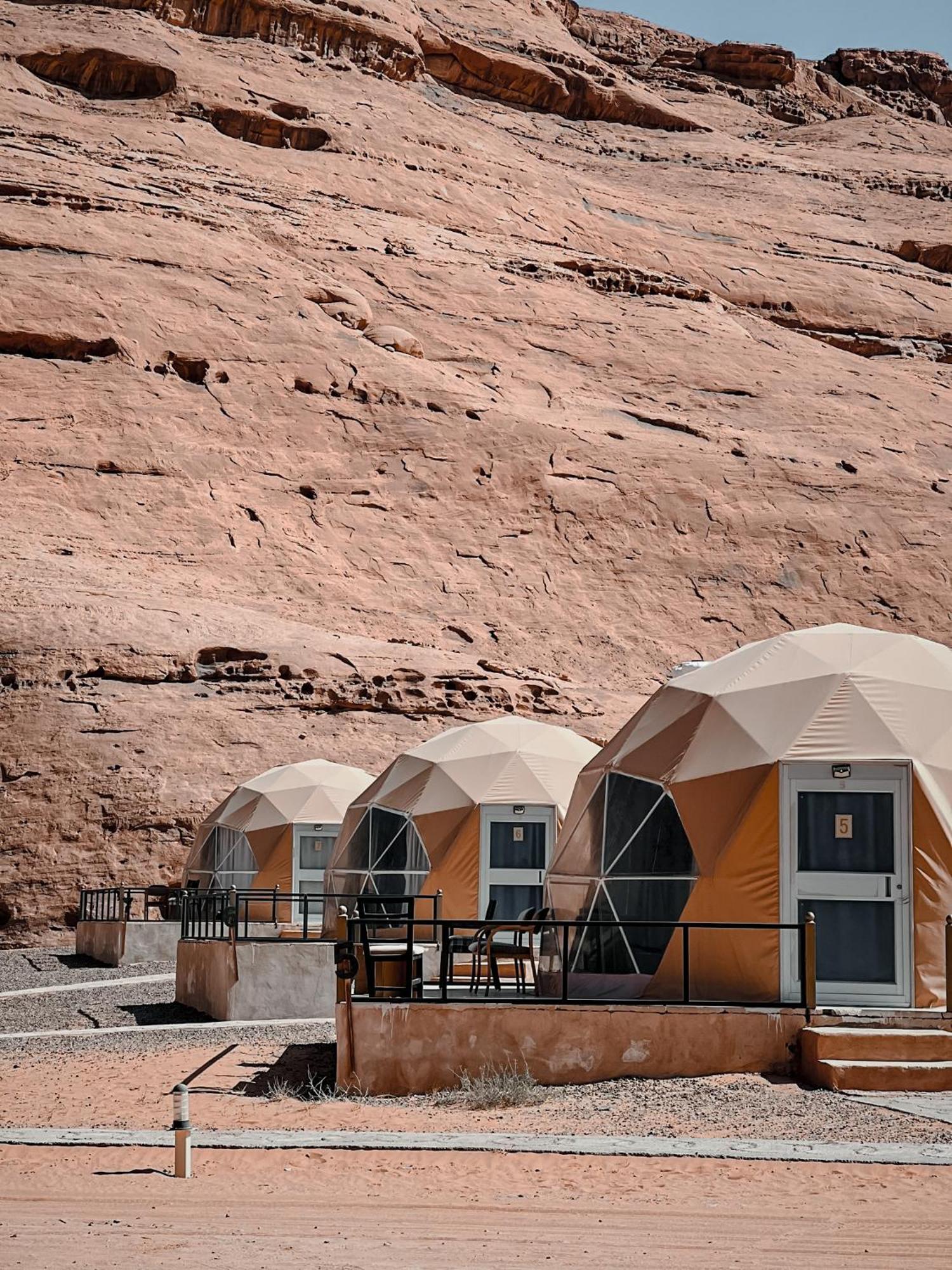 Wadi Rum Bedouin Style Camp Hotel Luaran gambar